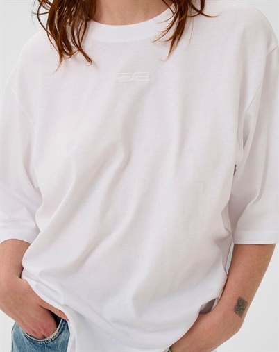 Gestuz - GZSimma Emb T-shirt - Bright White